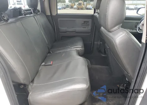 2011 Dodge Dakota Slt z USA, uszkodzony, nr VIN 1D7RE3GK5BS521875